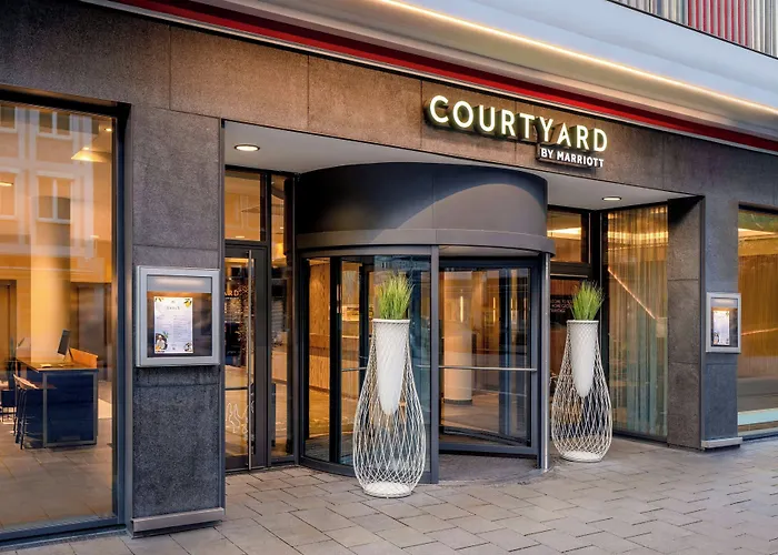 Courtyard By Marriott City Center